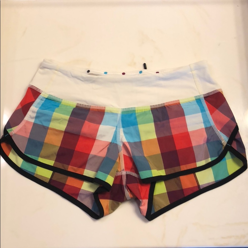 Lululemon size 4 SeaWheeze 2012 speed shorts VGUC